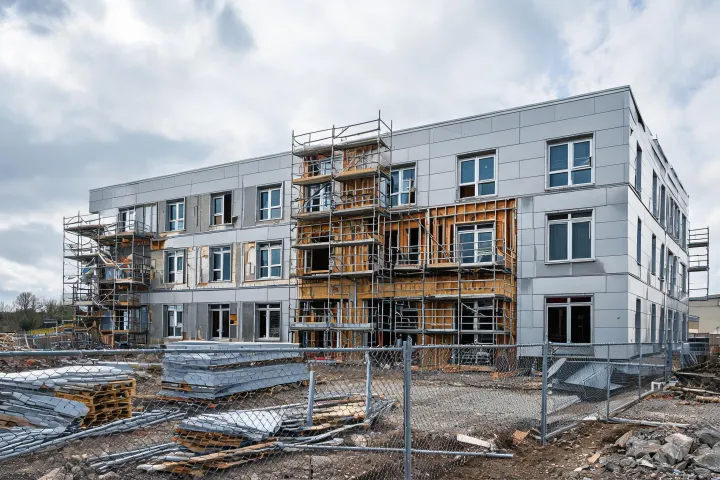 Commercial building shell cladding